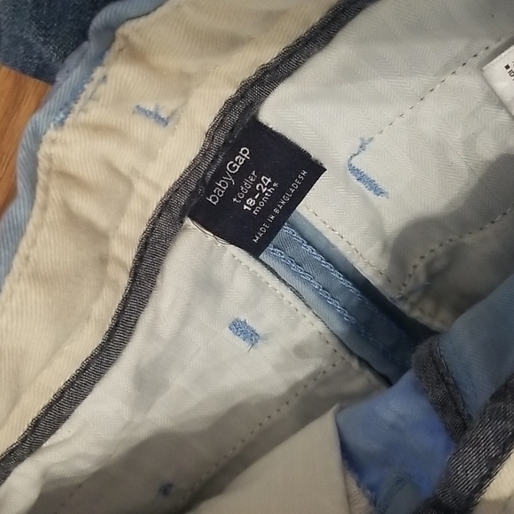 Lot of 3 gap pants 18-24mo - Picture 9 of 11